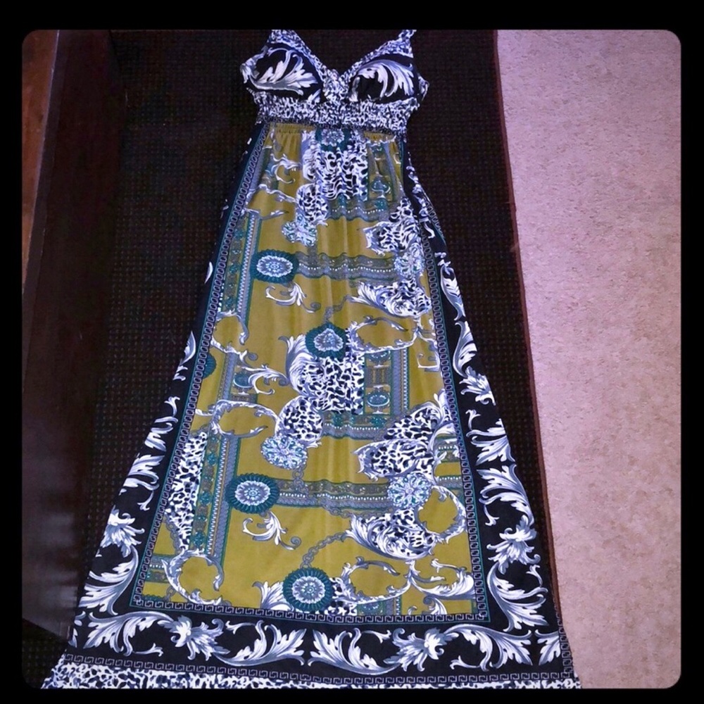 NWOT, Lady's Long Patterned Dress w/Empire Waist - Picture 5 of 7